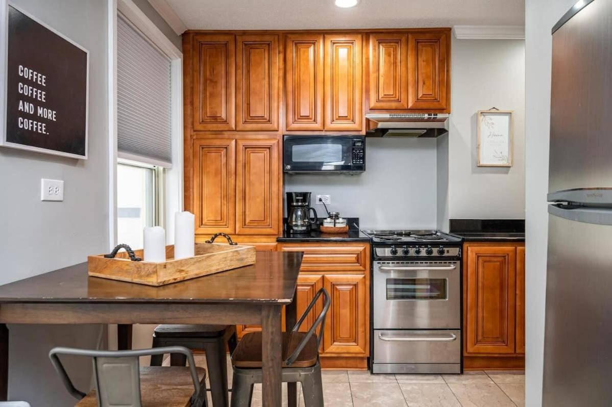 Вілла Downtown! 24H Concierge! Private Balcony! 11K Атланта Екстер'єр фото