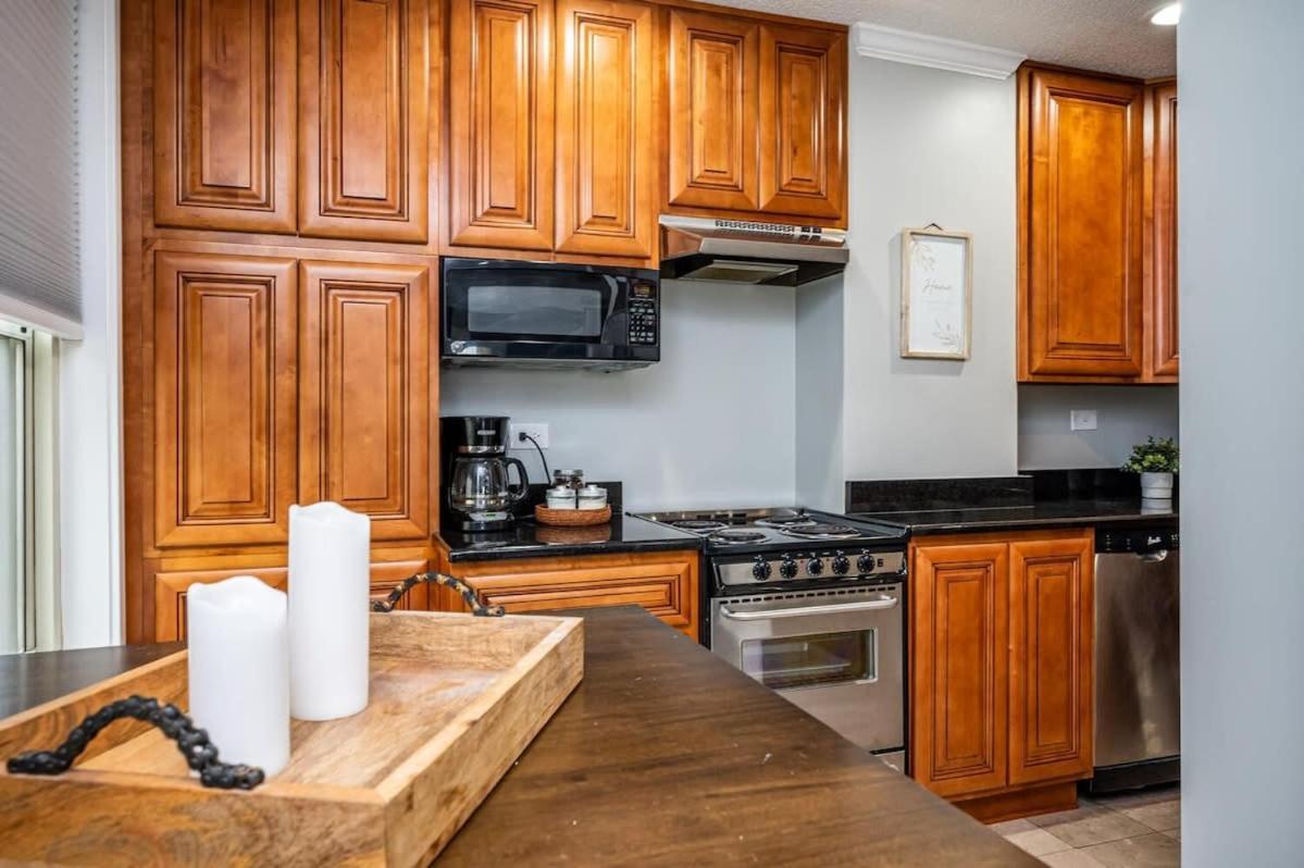 Вілла Downtown! 24H Concierge! Private Balcony! 11K Атланта Екстер'єр фото